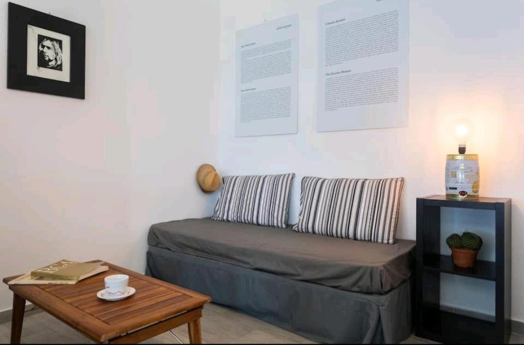 Villa'S Apartment On The Beach, Swimming Pool A/C باليرمو المظهر الخارجي الصورة