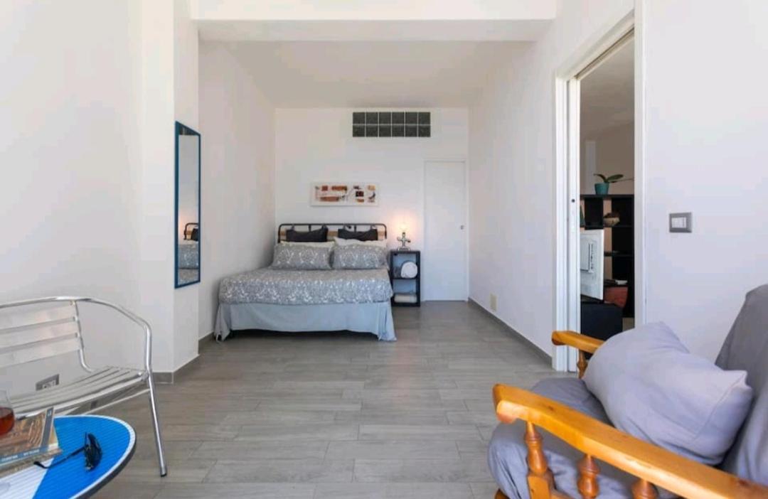 Villa'S Apartment On The Beach, Swimming Pool A/C باليرمو المظهر الخارجي الصورة