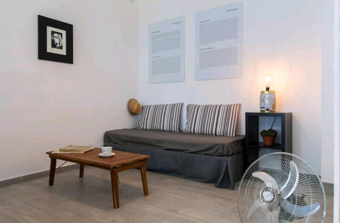 Villa'S Apartment On The Beach, Swimming Pool A/C باليرمو المظهر الخارجي الصورة
